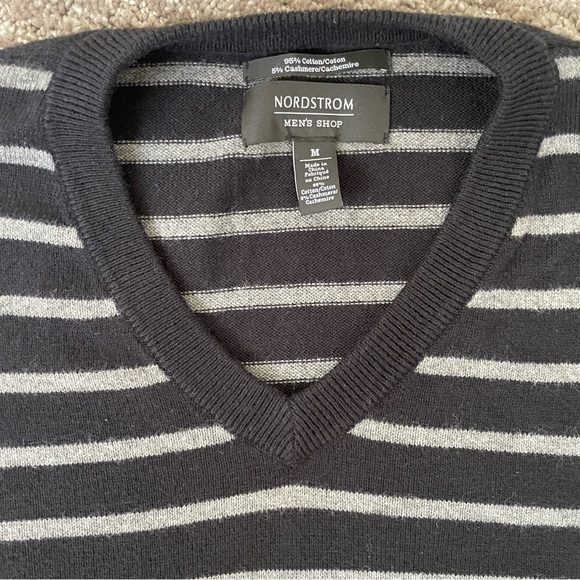 Men’s Nordstrom Sweater, Sz M - Picture 2 of 2